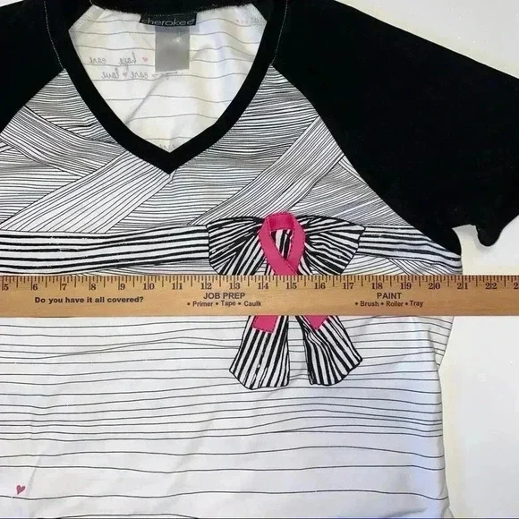 CHEROKEE Scrubs Top Size M Adorable Breast Cancer Awareness - Picture 4 of 8